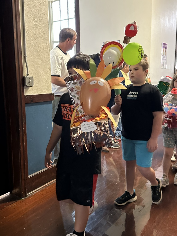 balloons over broadway