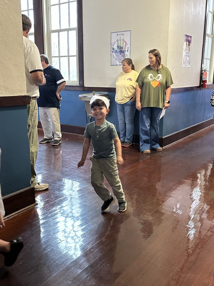 balloons over broadway