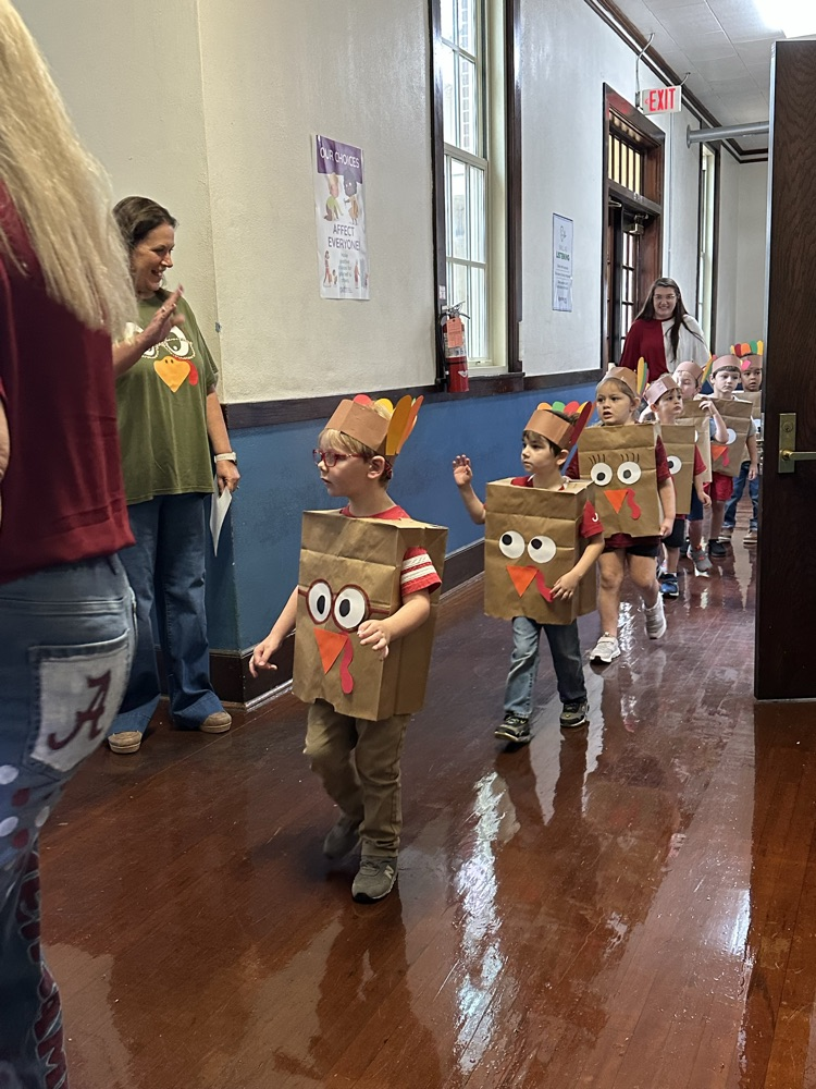 balloons over broadway