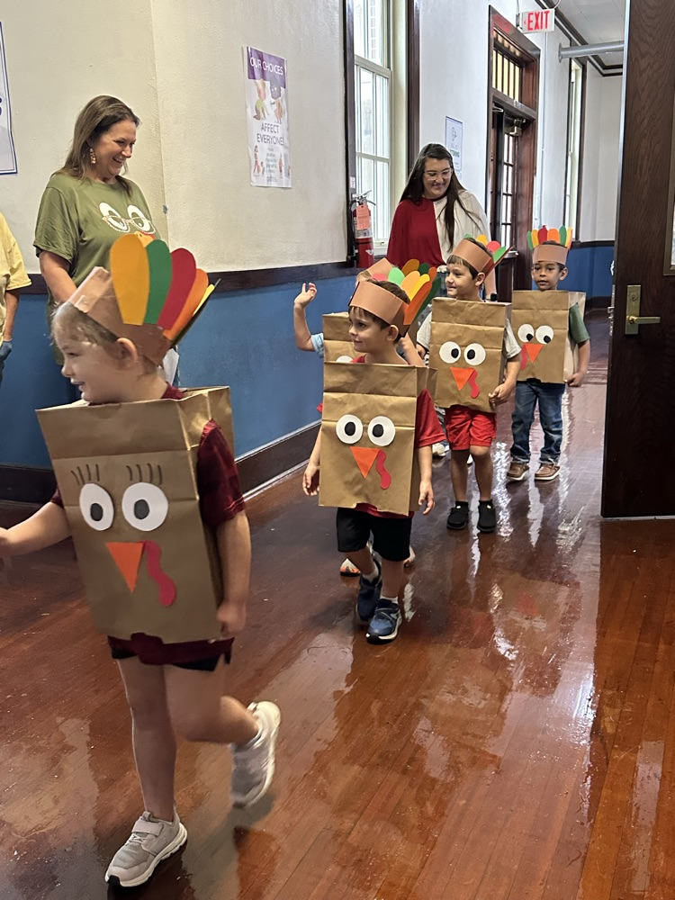 balloons over broadway