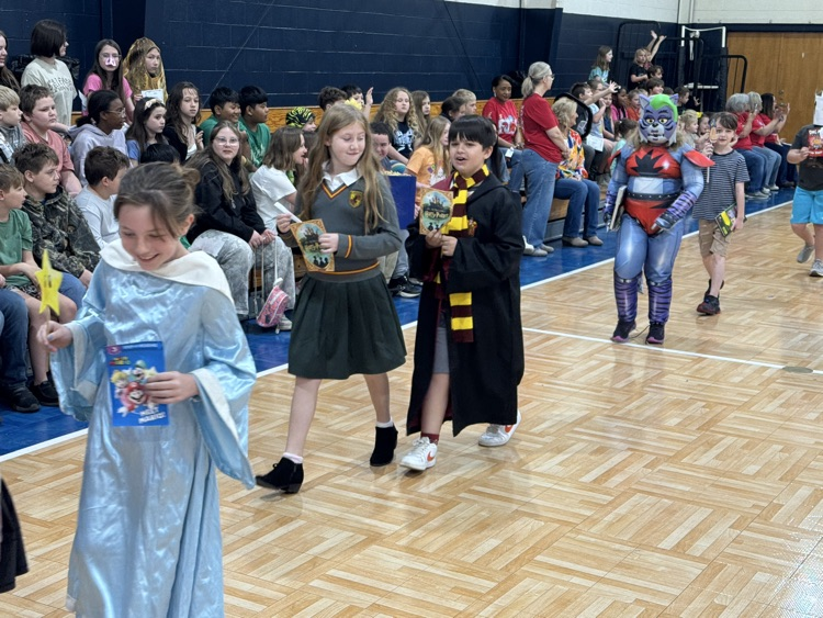 book character/idiom parade