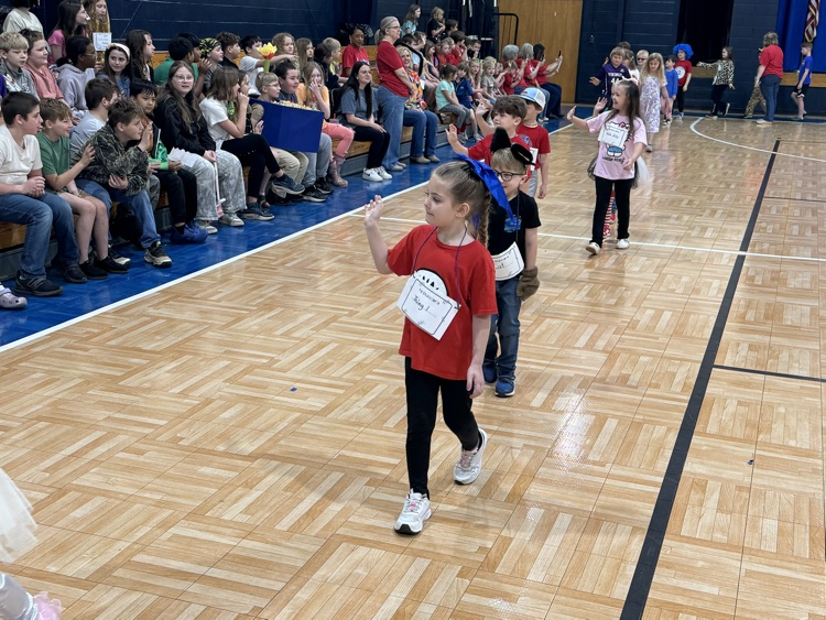 book character/idiom parade
