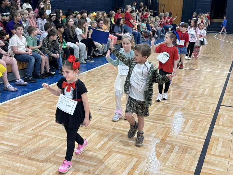 book character/idiom parade