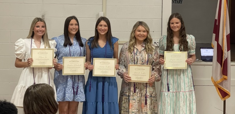 Alyssa Lee, Caroline Blackwell, Bella Griffin, Hannah Griffin, and Payten Martin