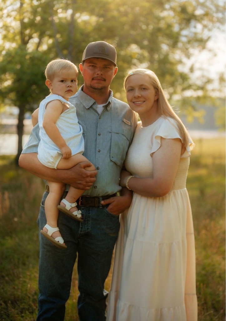 Mrs. Grace Wiggins and family