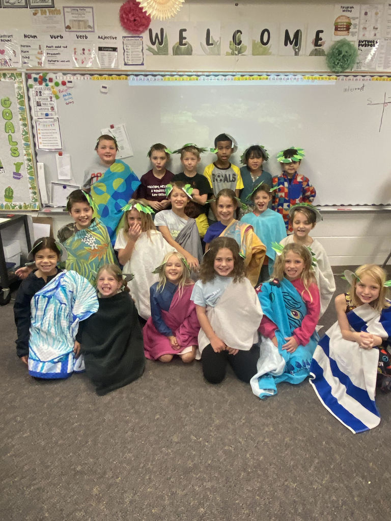3rd graders study Rome