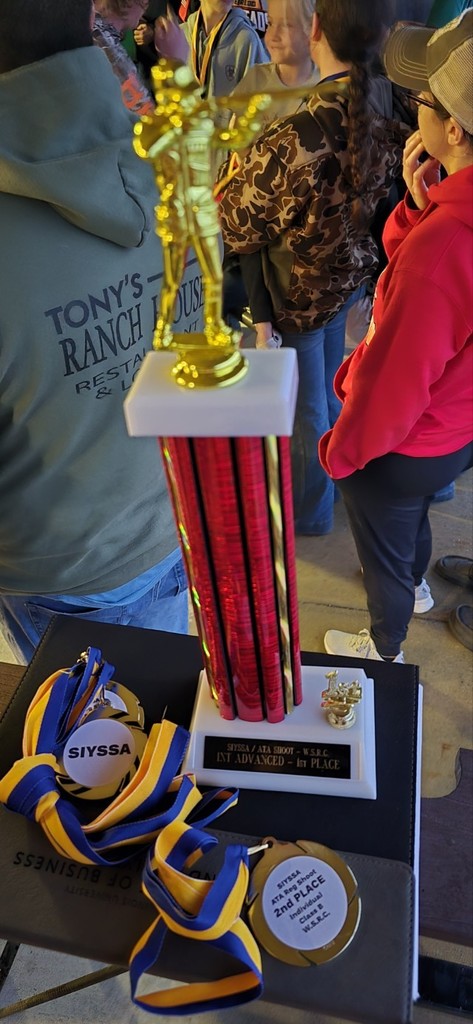 CO Claybreakers 1st place trophy and ribbons