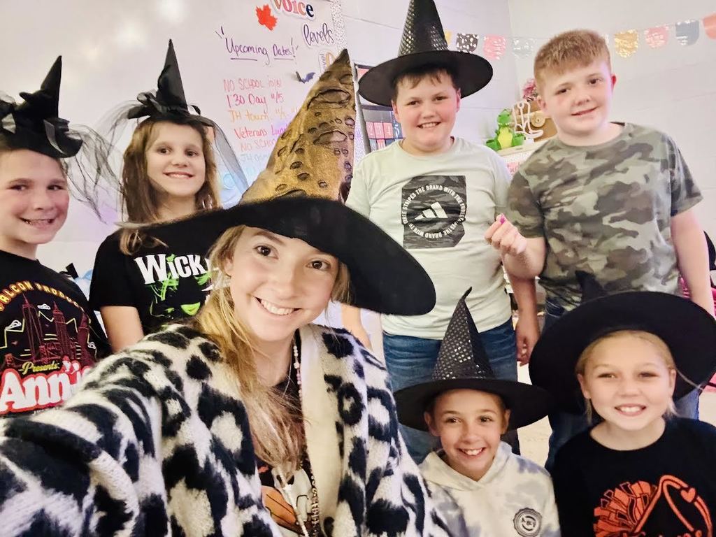 5th grade halloween hats 2