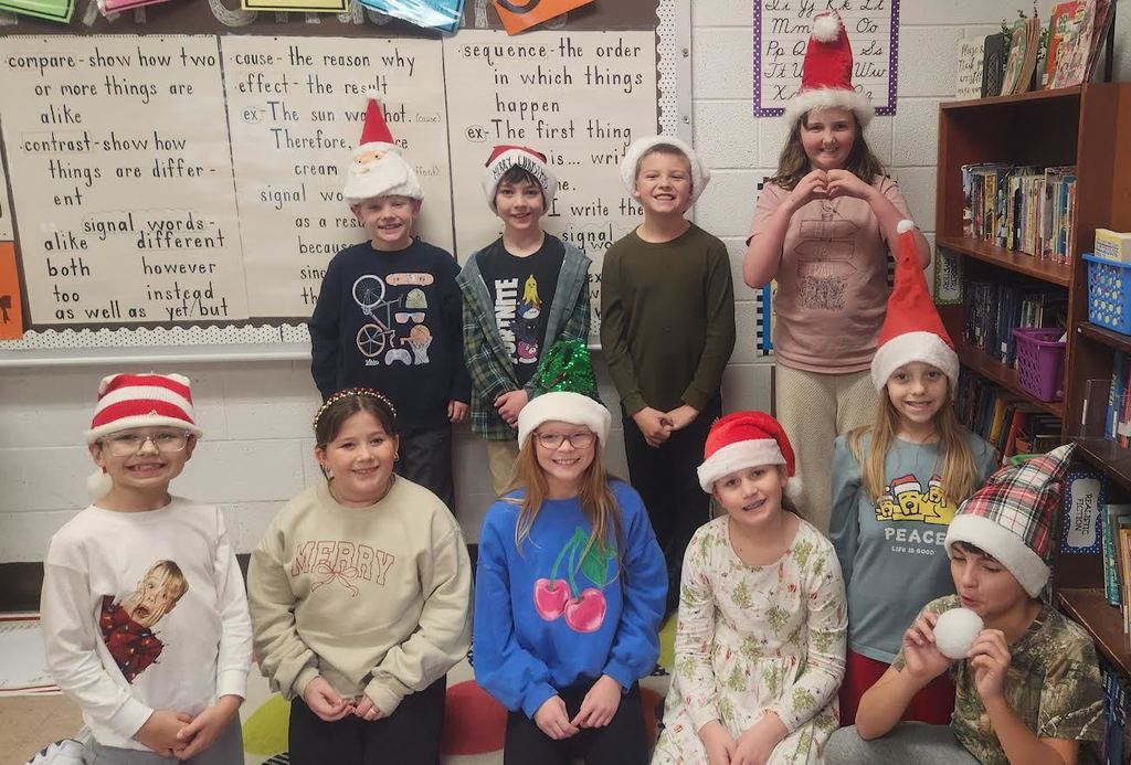 4th grade holiday hats