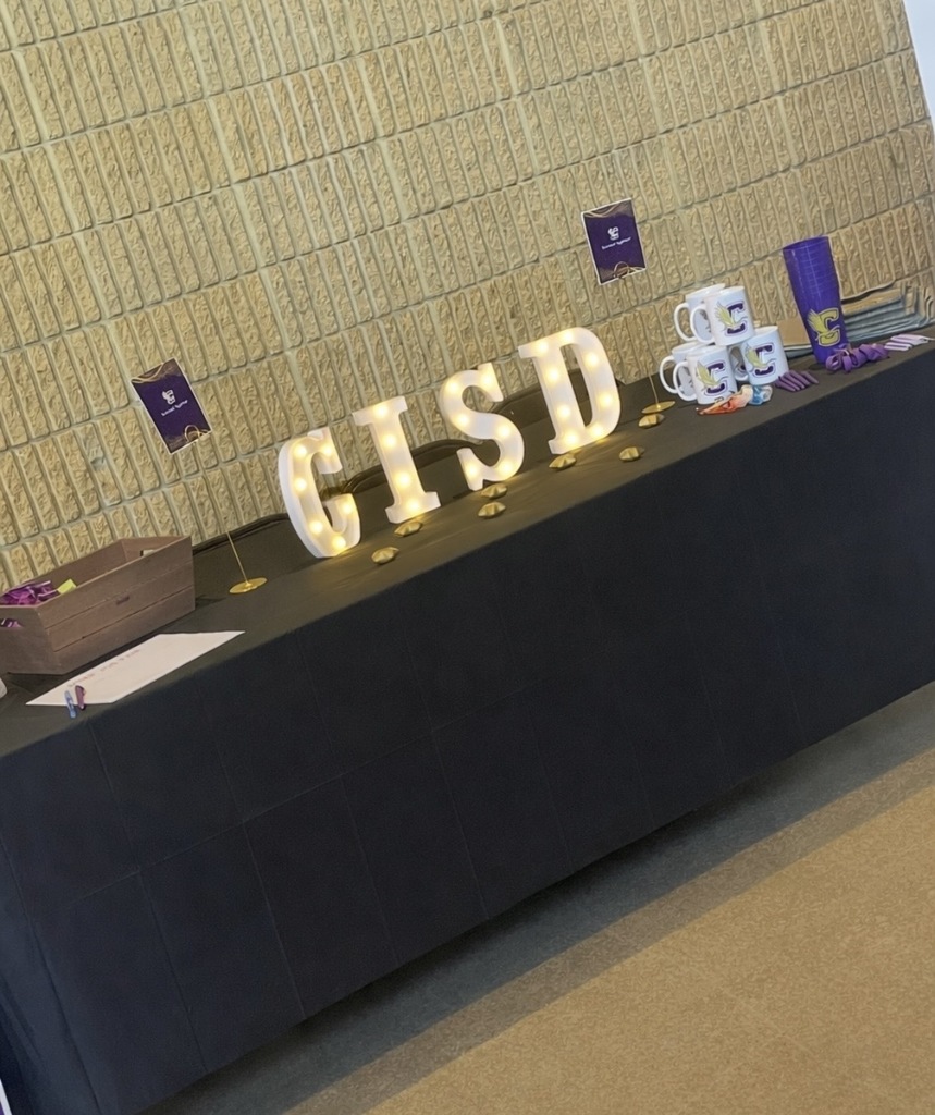 Crane ISD had a great time attending the University of Texas at El Paso Job Fair! 🎓🍎 We’re excited for the opportunity to connect with so many passionate and talented future educators. We look forward to welcoming some amazing candidates to the Crane ISD family!