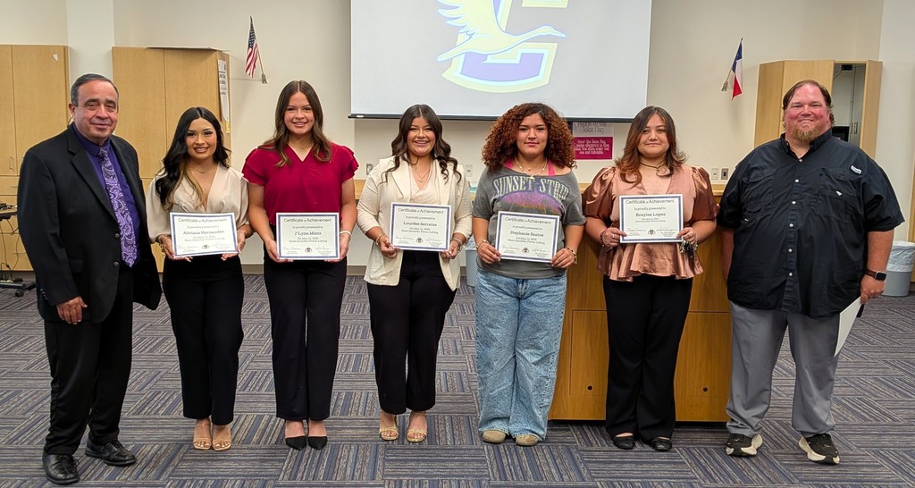We are honored to celebrate our Crane High School Girls Powerlifting State Qualifiers.  Congratulations!  Crane ISD is proud of how you represent us state-wide.