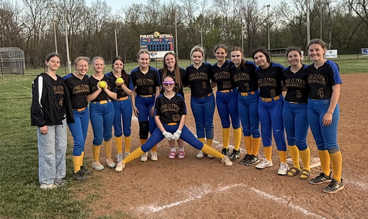 Softball Lady Pirates