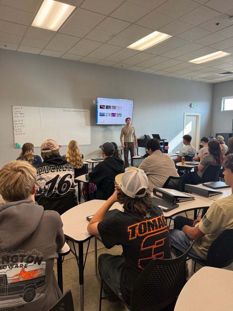 HS scholars in class