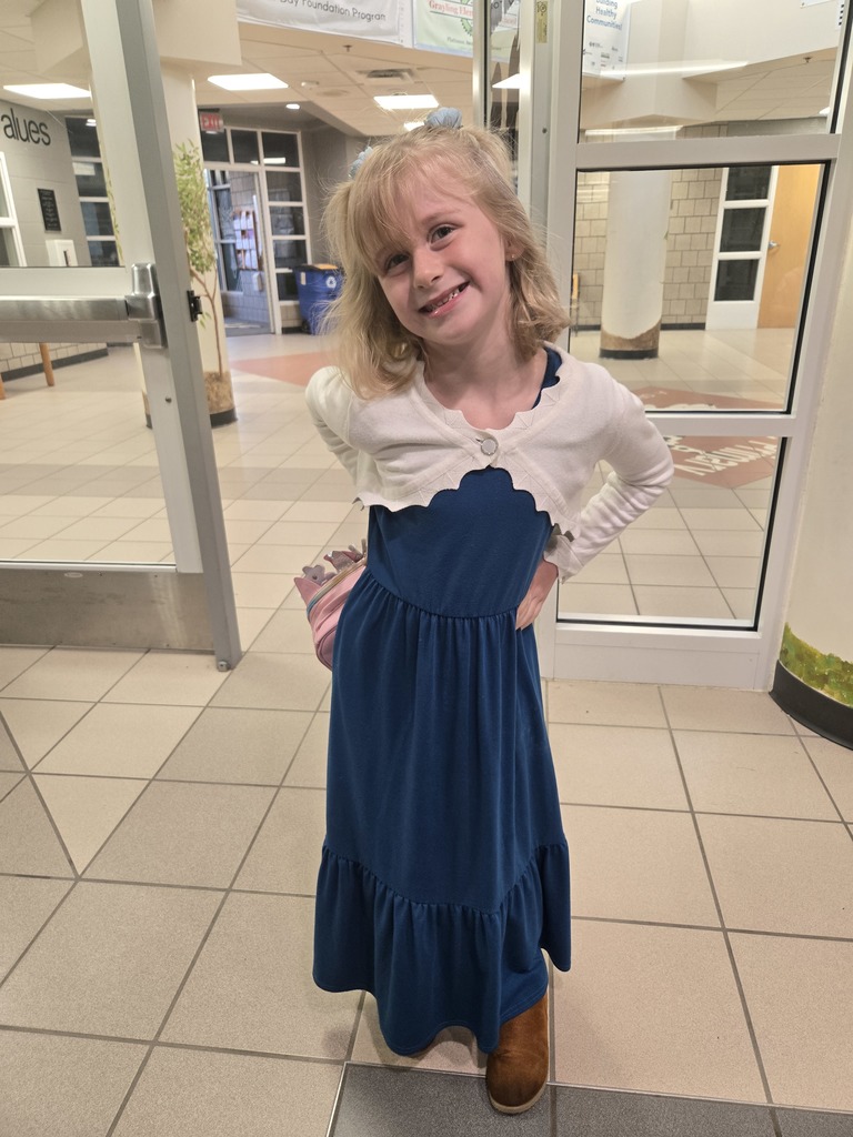 GES Homecoming Spirit Week: Class Color Day