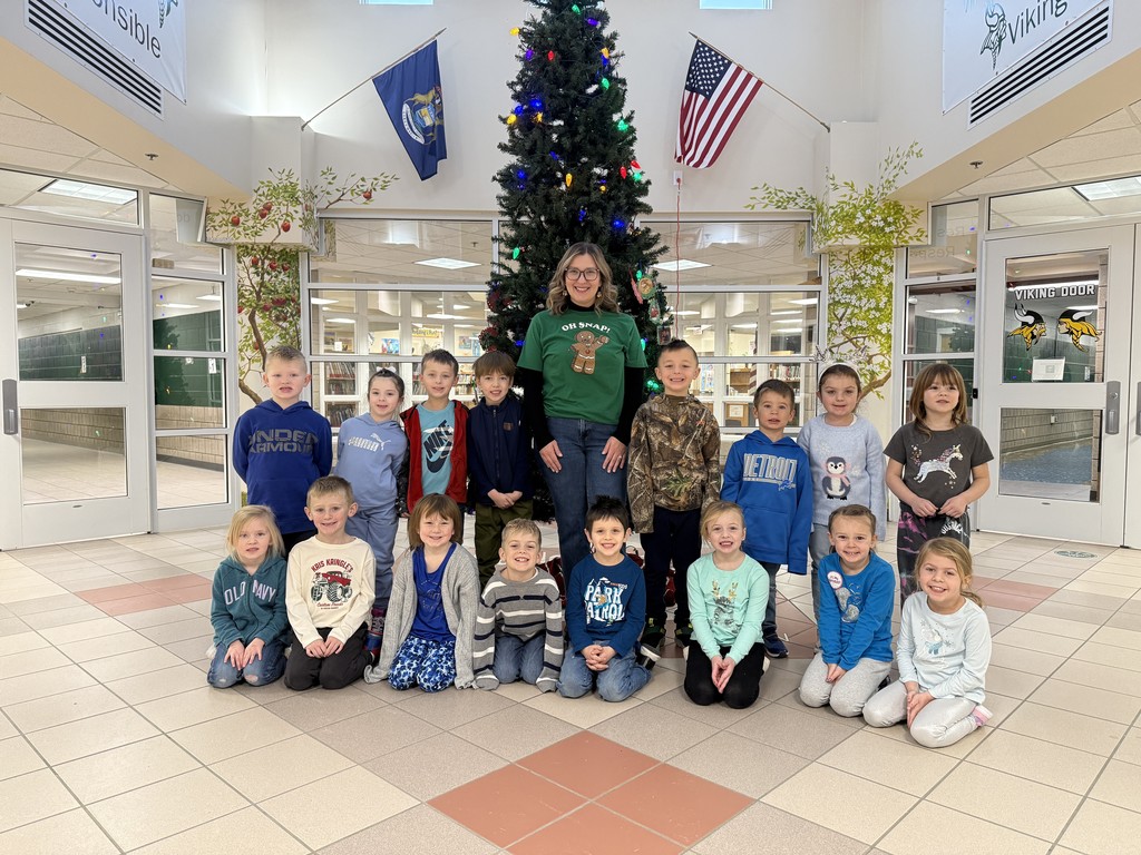 Christmas Spirit Week: Blue, White and Silver Day
