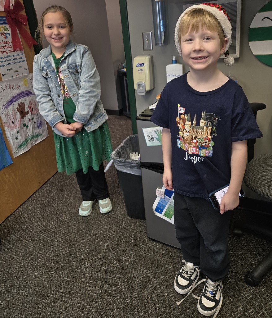 Christmas Spirit Week: Green for Grinch or Vikings