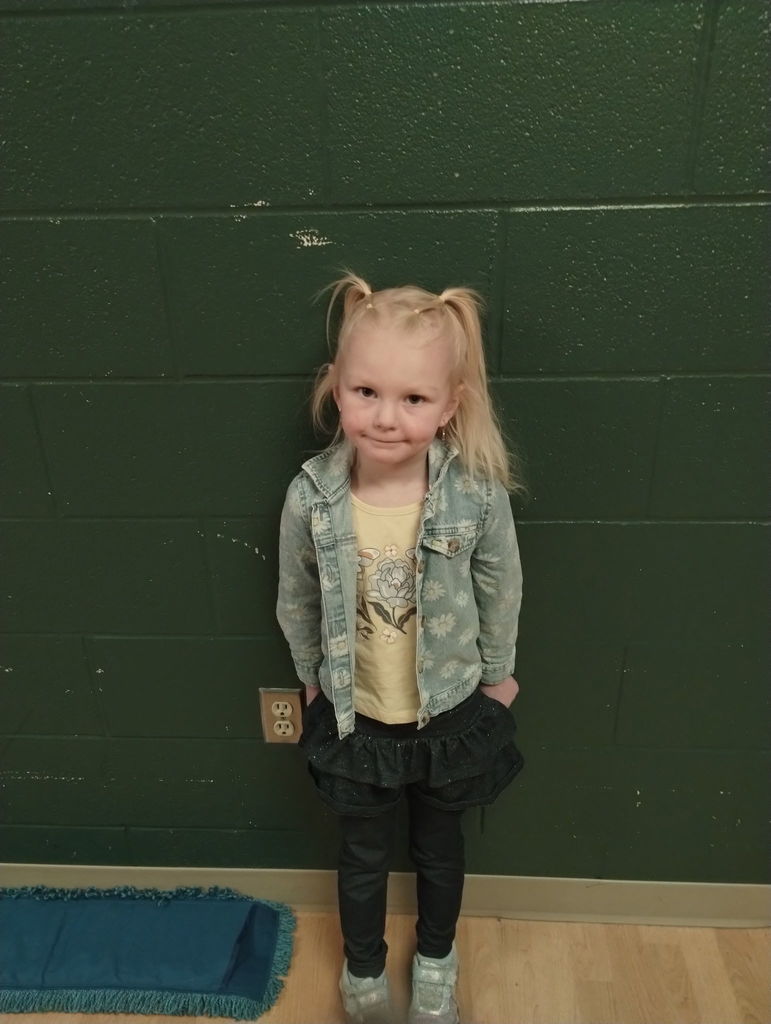 Snowgoing: color day