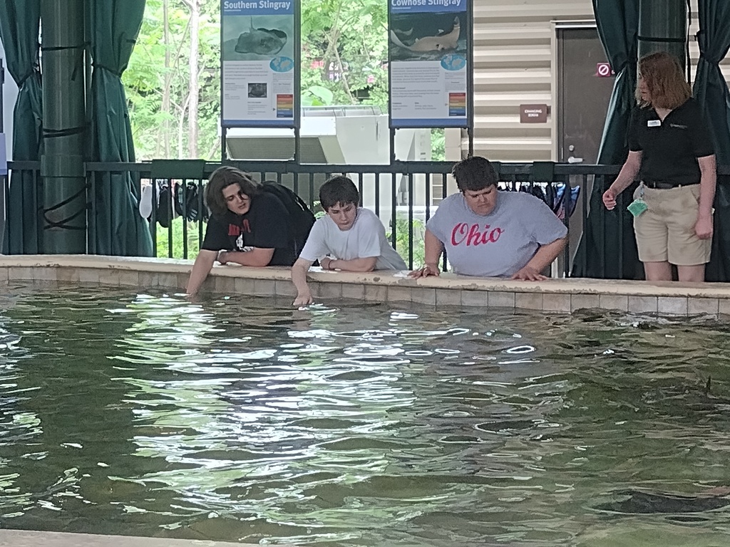 FBLA Members at the St Louis Zoo