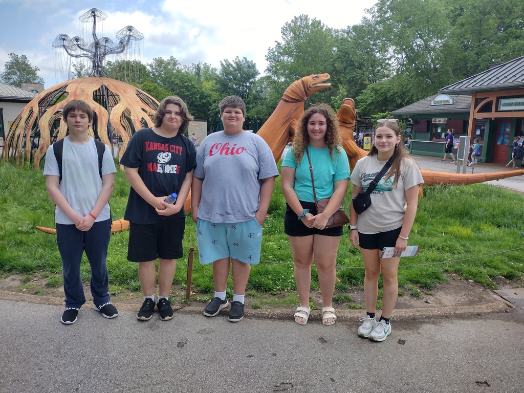 FBLA Members at the St Louis Zoo