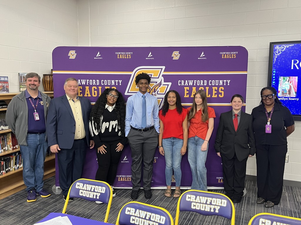 winners of the REACH scholarship with admin