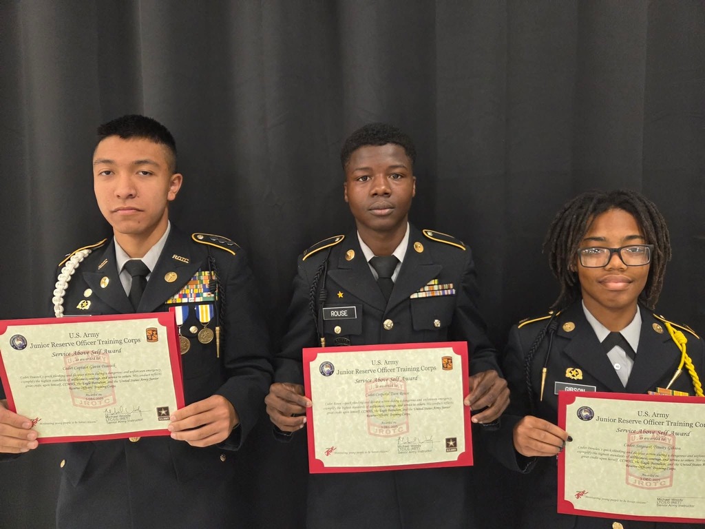 Gavin Peacock, Zion Rouse, and Trinity Gibson