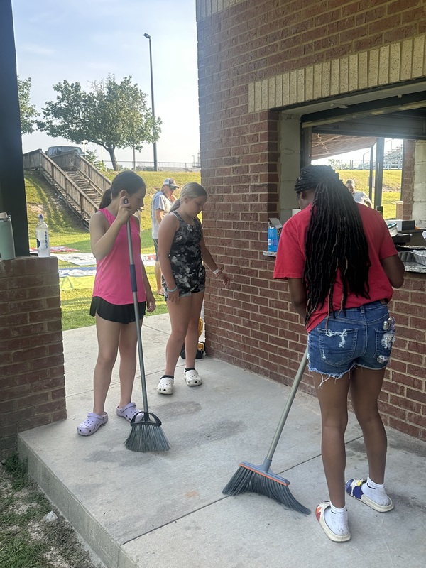 Lady Eagles Prepare for Home Opener 