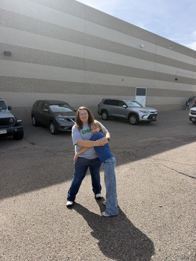 mom and daughter