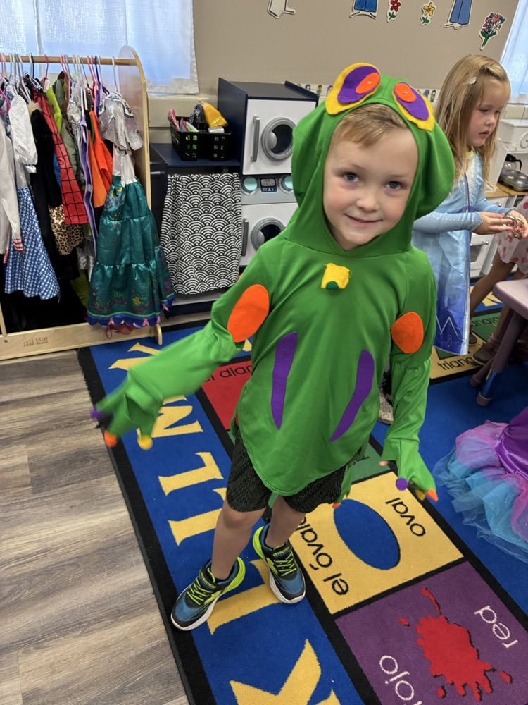costume