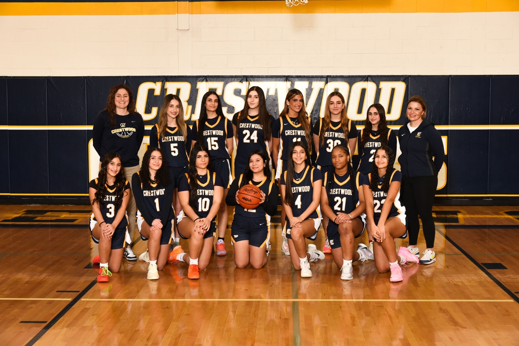 Photo of the Crestwood Chargers 25-26 Girls Varsity Basketball team