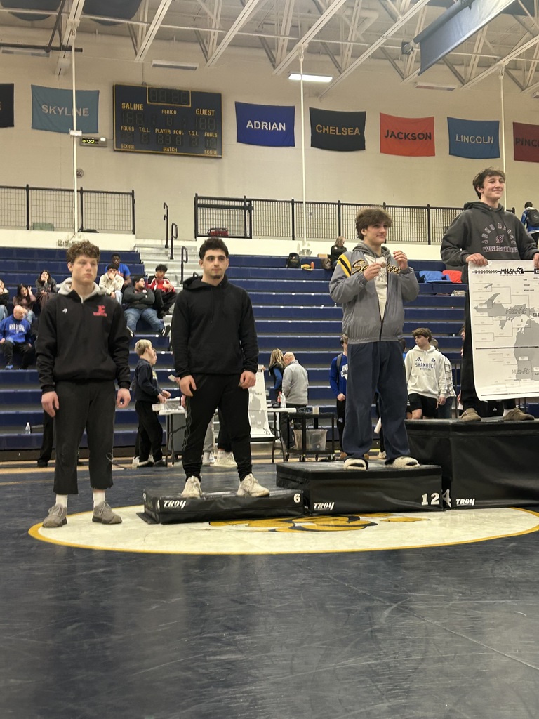 Nouh Stands on the podium to receive his medal