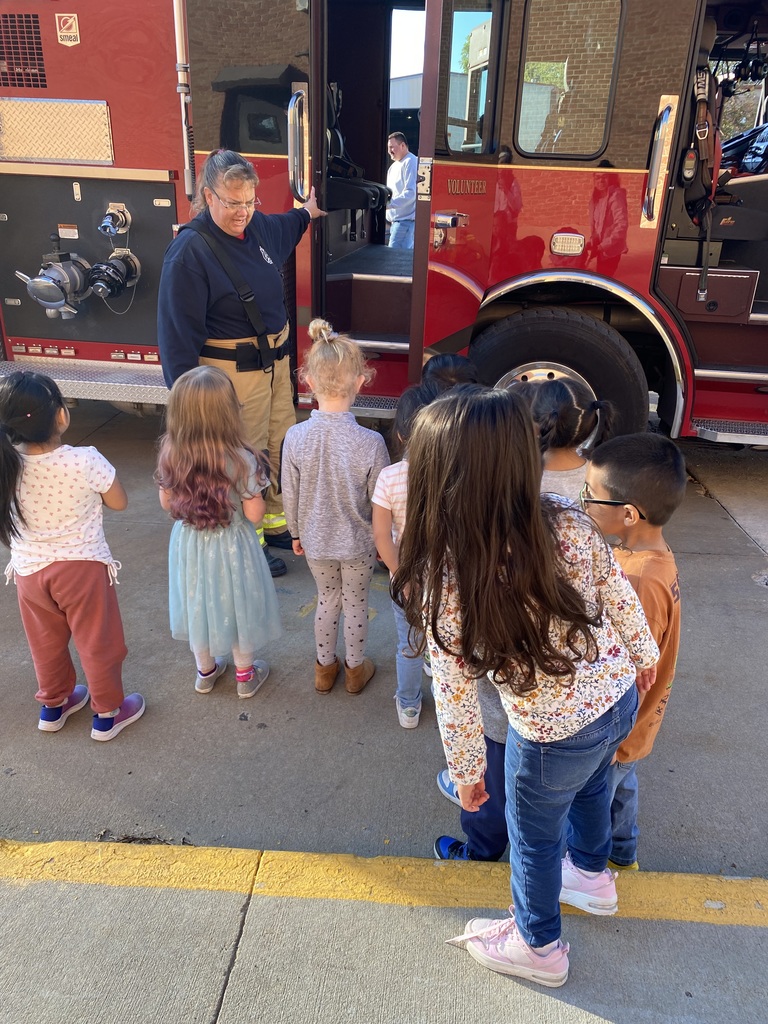 Crete Fire Department visits CES