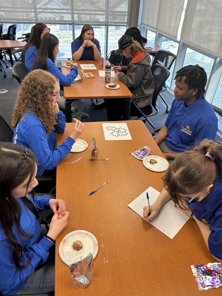 Student Ambassadors at Omaha North West