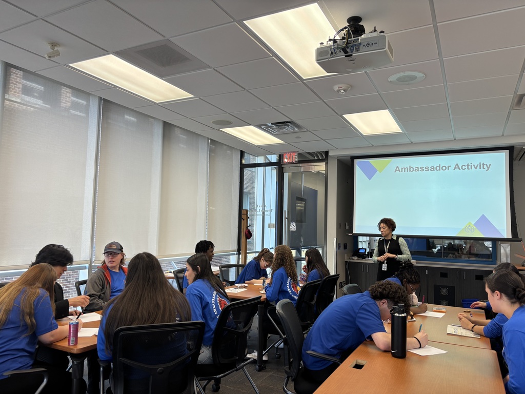 Student Ambassadors at Omaha North West