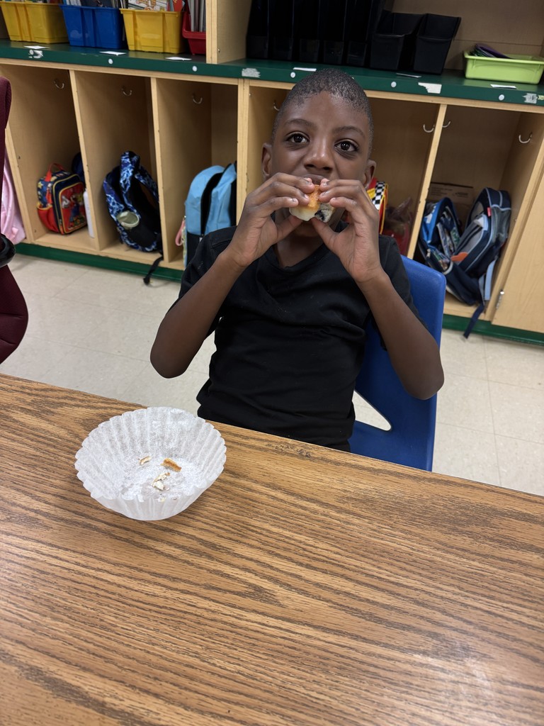 Crockett Elementary's Mrs. Mulnix's students participated in a cooking class.