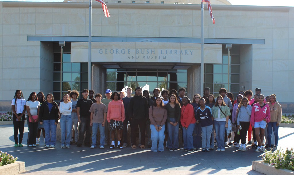 Crockett High School Juniors and Seniors went on a College Tour to Texas A & M University.