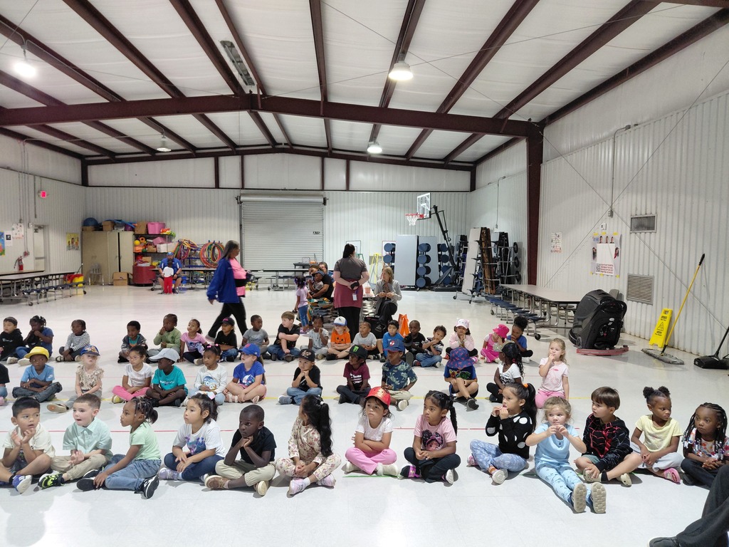 🎉 Yesterday, Crockett Early Childhood had the honor of welcoming School Board Member Brisa Frias, representing the Kalin Center, for a powerful talk with our students about bullying — specifically, how to avoid being a bully or a bystander. Her message was inspiring, engaging, and deeply impactful. Thank you, Ms. Frias, for doing an outstanding job and helping our kids grow into kind, courageous individuals!
