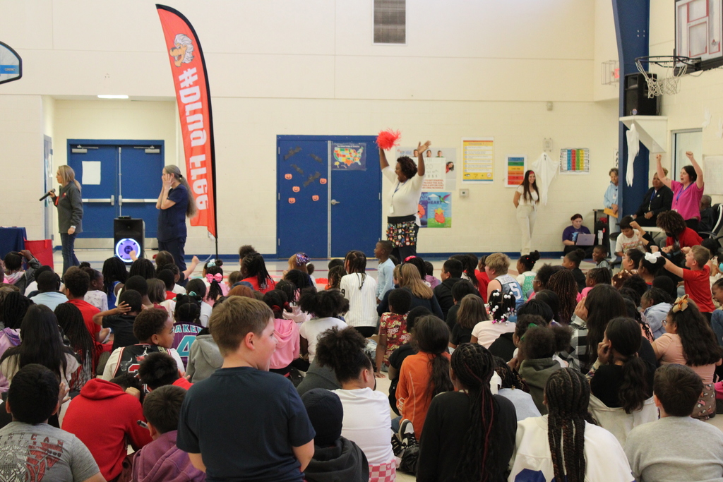 ADAC at Elementary for Red Ribbon Rally