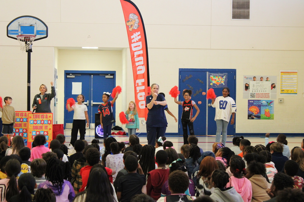 ADAC at Elementary for Red Ribbon Rally