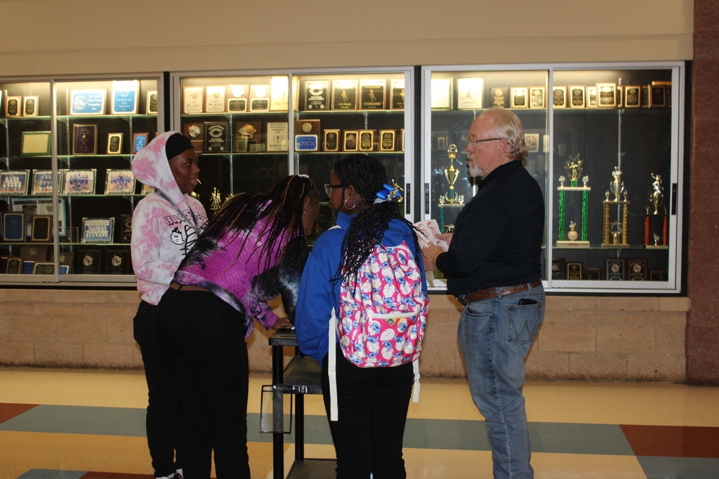 Today, Crockett Jr. High proudly hosted its “Bring Your Dad to School” event, sponsored by Strong Fathers. 👨‍👧‍👦  It was a wonderful opportunity for dads to step into their children’s school day, share in their learning experiences, and strengthen the bond between home and classroom. The energy, smiles, and connections made today truly showcased the power of family involvement in education. 💙  A huge thank you to Strong Fathers for supporting this special day and to all the dads who joined us—you made it unforgettable!
