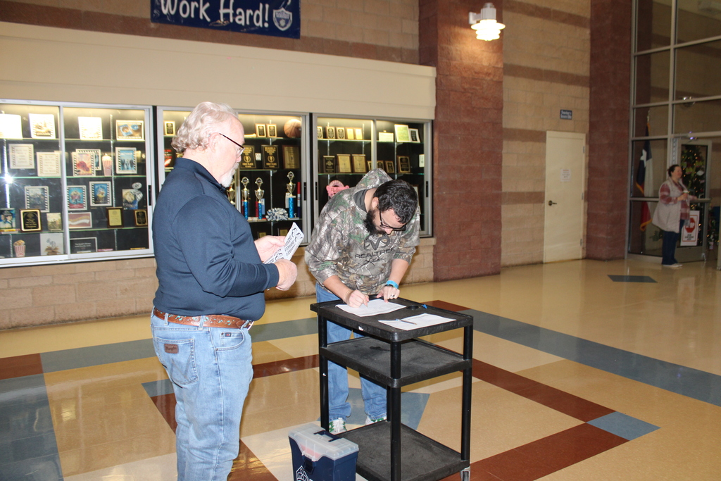 Today, Crockett Jr. High proudly hosted its “Bring Your Dad to School” event, sponsored by Strong Fathers. 👨‍👧‍👦  It was a wonderful opportunity for dads to step into their children’s school day, share in their learning experiences, and strengthen the bond between home and classroom. The energy, smiles, and connections made today truly showcased the power of family involvement in education. 💙  A huge thank you to Strong Fathers for supporting this special day and to all the dads who joined us—you made it unforgettable!