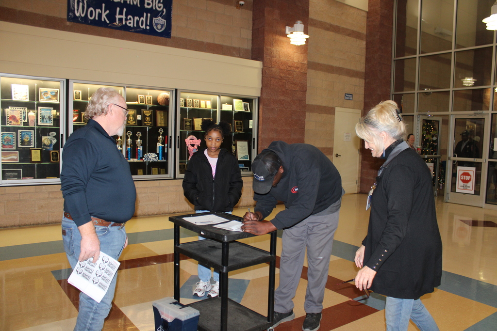 Today, Crockett Jr. High proudly hosted its “Bring Your Dad to School” event, sponsored by Strong Fathers. 👨‍👧‍👦  It was a wonderful opportunity for dads to step into their children’s school day, share in their learning experiences, and strengthen the bond between home and classroom. The energy, smiles, and connections made today truly showcased the power of family involvement in education. 💙  A huge thank you to Strong Fathers for supporting this special day and to all the dads who joined us—you made it unforgettable!