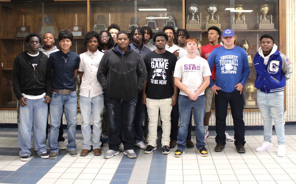 🎉 Crockett High School Fall 2025 Sports Banquet 🎉  Last night we celebrated our incredible student-athletes and their achievements this season. 🏆 👏 Congratulations to all of our athletes—you make Crockett High proud both on and off the field!