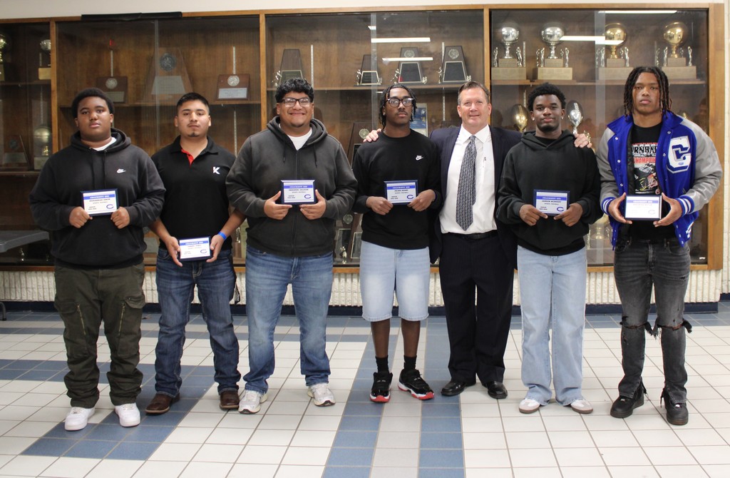🎉 Crockett High School Fall 2025 Sports Banquet 🎉  Last night we celebrated our incredible student-athletes and their achievements this season. 🏆 👏 Congratulations to all of our athletes—you make Crockett High proud both on and off the field!