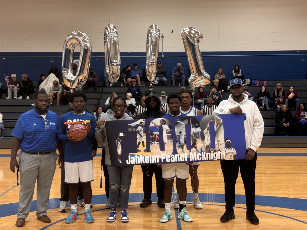 This past Friday, Crockett High School Senior, Jahkeim McKnight, surpassed 1,000 points in his career with a resounding win against Troup 57-42. Only a few have achieved this feat and Crockett High School and Jahkeim is the latest addition to this coveted list. Congratulations on your achievement, we are immensely proud of you!!