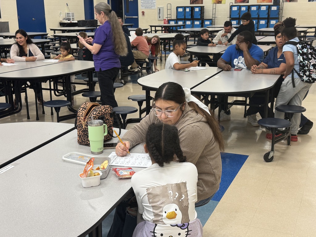Crockett ISD’s Strong Fathers Program Elementary and Junior High Math Night was a huge success! It was great to see dads, moms, and families learning fun and practical ways to strengthen their students’ math skills at home. When families and schools work together, our students benefit in powerful ways. Thank you to everyone who participated and helped make the evening such a positive experience for our students.