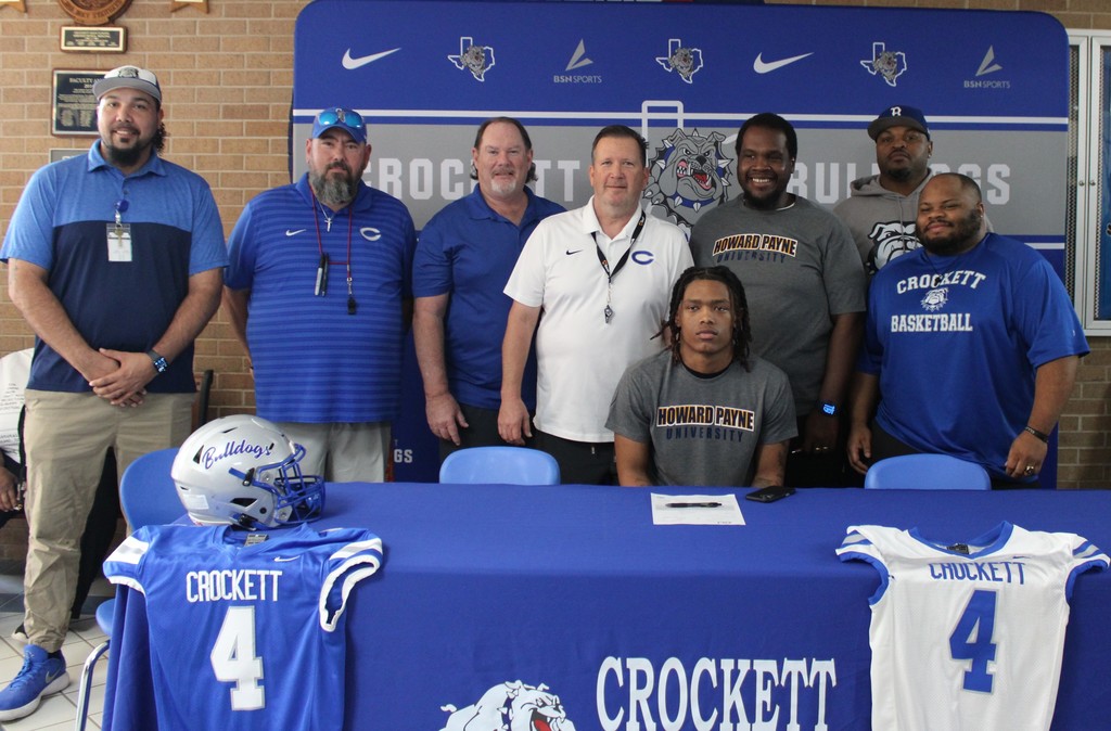 Congratulations to Dekorian Butler!   He officially signed with Howard Payne University today. Crockett ISD is incredibly proud of you and excited to see where your next adventure takes you. Keep shining, Dekorian—your community is cheering you on every step of the way.
