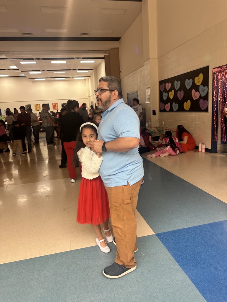 Crockett Elementary rocked the Valentine’s Dance last night! Our students danced their hearts out, the music was pumping, and the smiles were nonstop. Huge shout‑out to the amazing parents and staff who helped make the night unforgettable. You brought the fun, the energy, and all the Valentine’s magic.