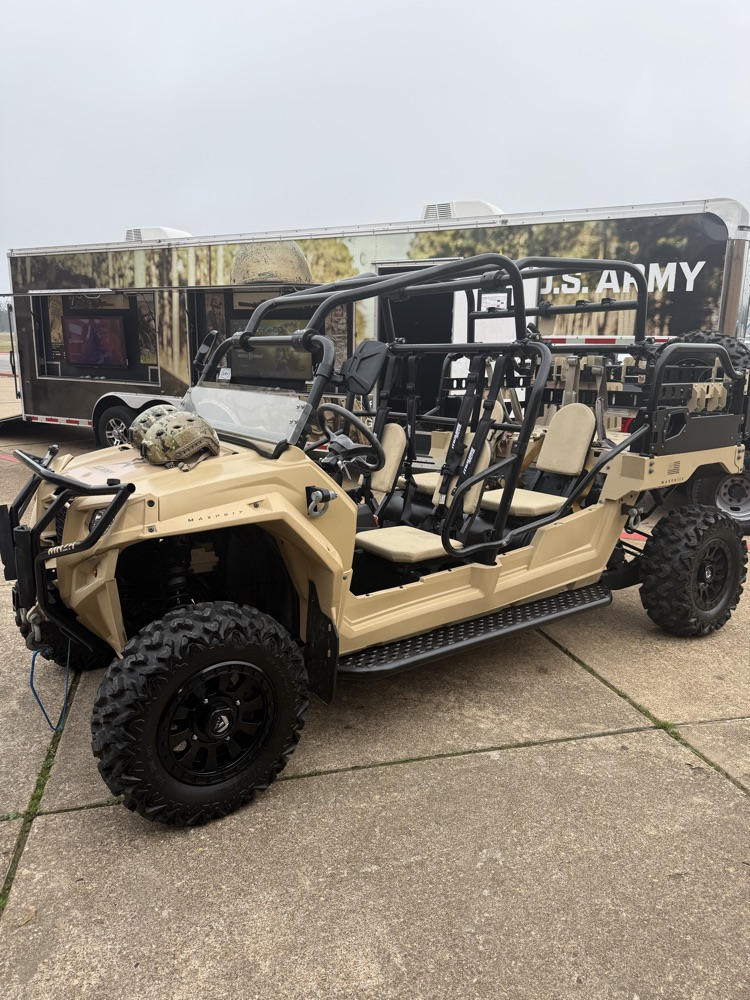 Big shoutout to the @USArmy for stopping by Crockett High School! 🎖️ Our students loved learning about the 150+ career paths and leadership opportunities available. Thanks for the visit! 🤝🇺🇸