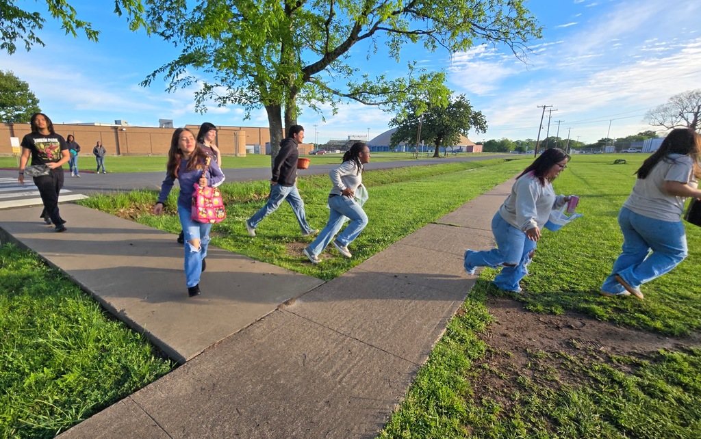 CHS Senior Egg Hunt 4/6/26
