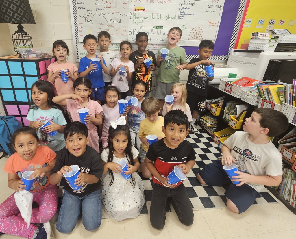 Crockett Elementary First Graders wrapped up their unit on sound energy and made their very own cup-tar (aka...guitar). We loved hearing the different sounds each rubber band made in our cups!